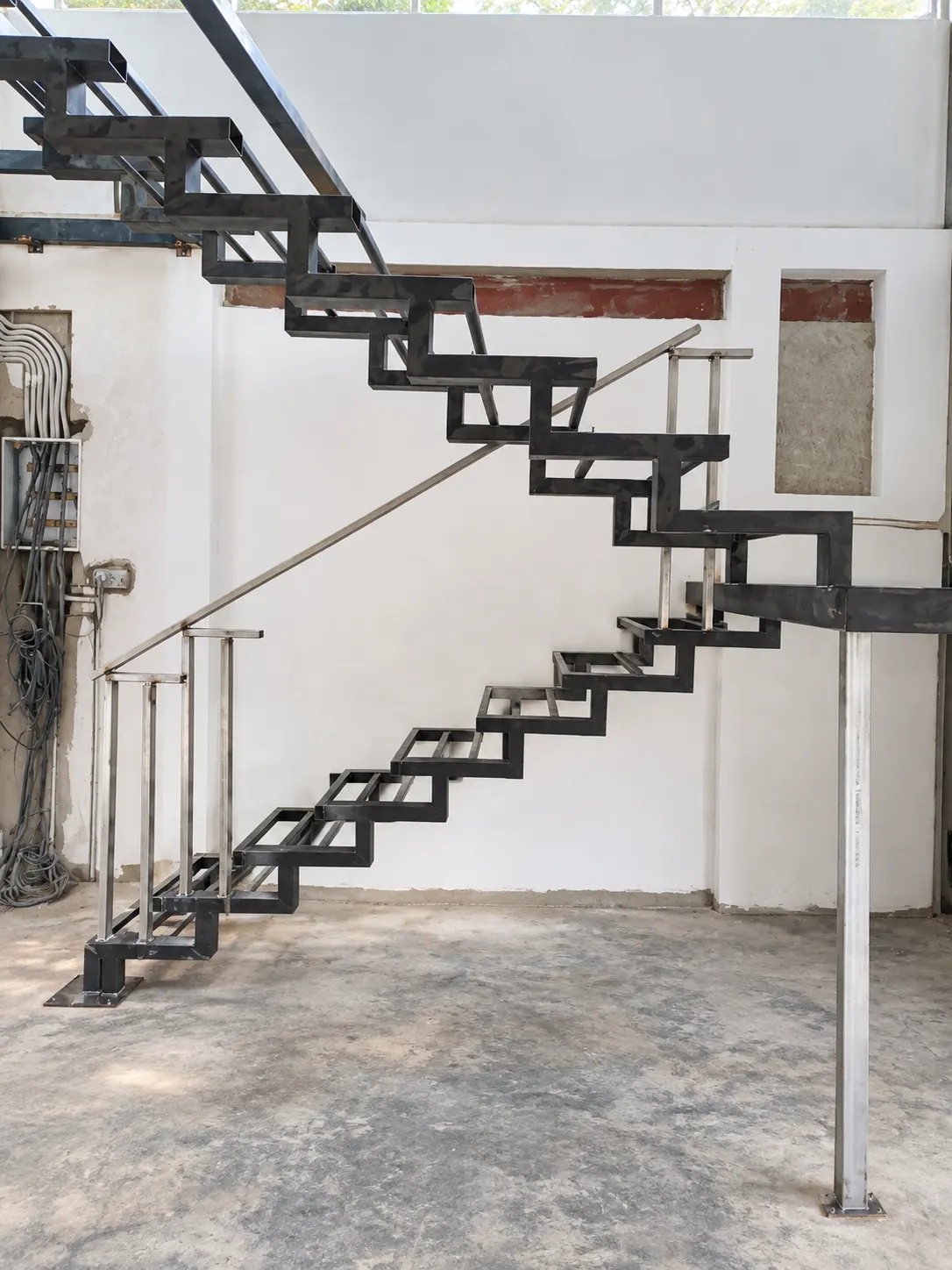 Steel staircase frame, close angle